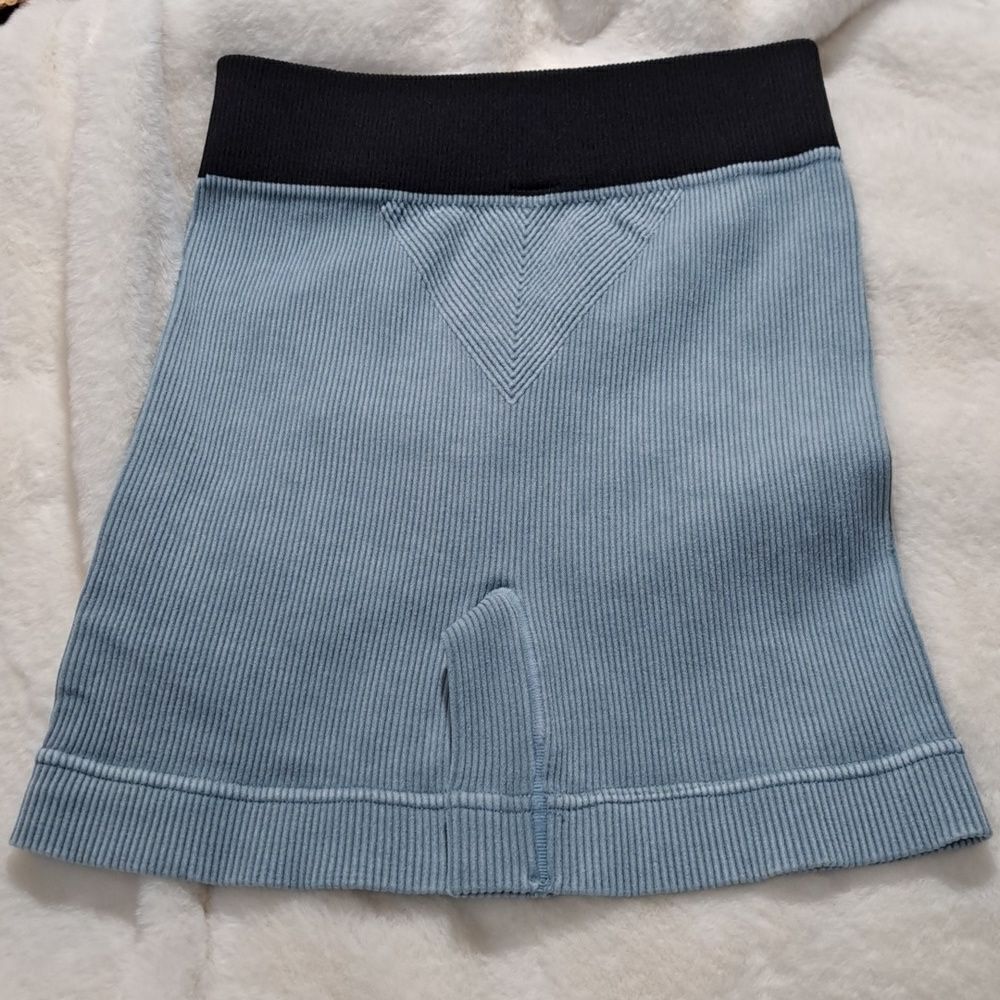 New Zenana Ribbed Shorts Excellent quality - Picture 2 of 7